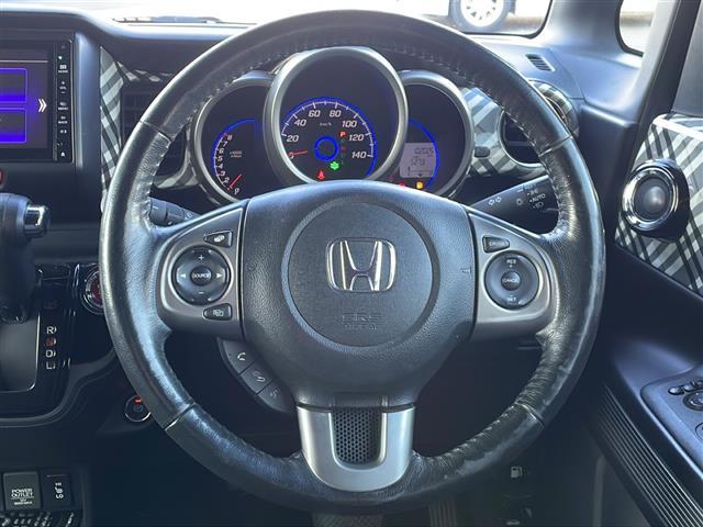 Ｎ－ＢＯＸスラッシュ Ｘ　ディスプレイオーディオ（ＣＤ　ＢＴ）　バックカメラ　クルーズコントロール　ハンドルヒーター　シートヒーター　あんしんパッケージ　ＨＩＤヘッドライト　Ｗ＋サイドエアバッグ　カーテンエアバッグ（2枚目）