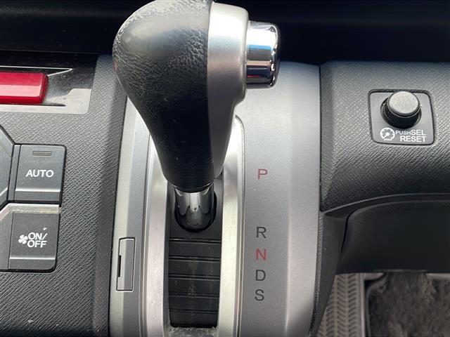 ステップワゴンスパーダ Z インターナビセレクション 純正ナビ(CD,DVD,フルセグTV) バックカメラ クルーズコントロール 両側パワースライドドア ホンダセンシング アイドリングストップ ETC HIDヘッドライト Wエアバッグ(11枚目)