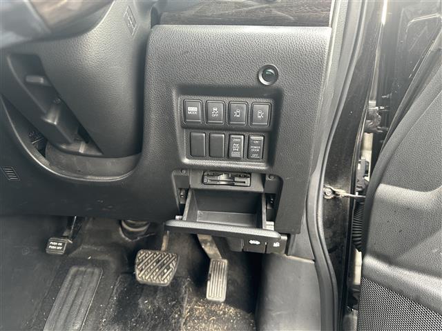 エルグランド 250ハイウェイスターアーバンクロム 社外ナビ Bカメラ ETC Wパワスラ ドラレコ(24枚目)