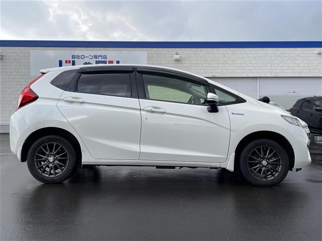 フィットハイブリッド Lパッケージ 純正ナビ Bカメラ ETC レーダーB クルコン(4枚目)