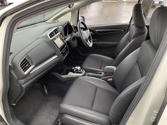 フィットハイブリッド Lパッケージ 純正ナビ Bカメラ ETC レーダーB クルコン(11枚目)