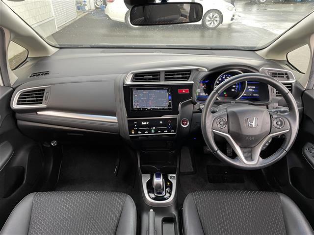 フィットハイブリッド Lパッケージ 純正ナビ Bカメラ ETC レーダーB クルコン(42枚目)