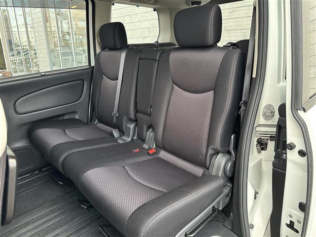 セレナ ハイウェイスター Vエアロモード 純正ナビ Bカメラ ETC クルコン Wパワスラ(14枚目)