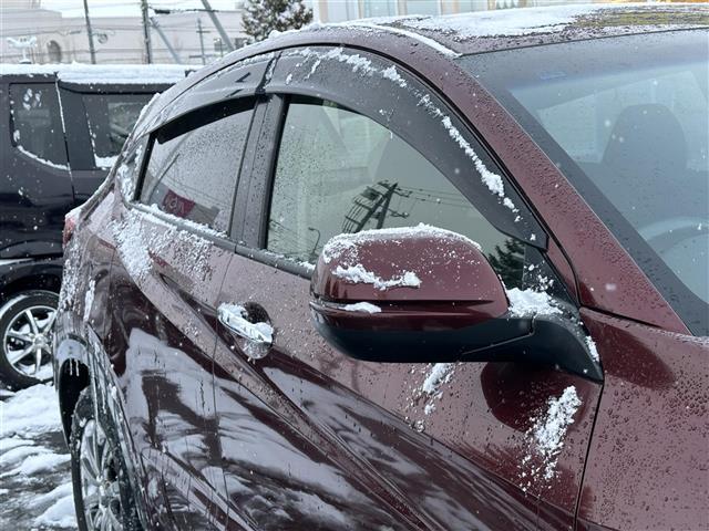 ヴェゼル ハイブリッド　純正ナビ　Ｂカメラ　ＥＴＣ　レーダーＢ　クルコン（38枚目）