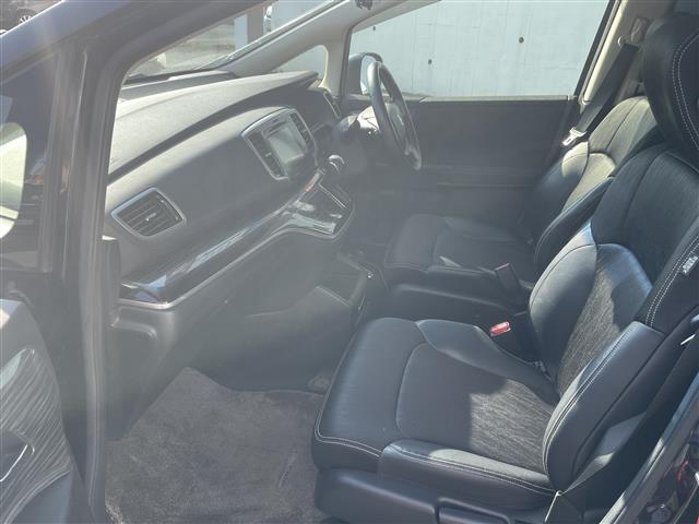 オデッセイ アブソルート　純正ナビ（ＣＤ・ＤＶＤ・ＢＴ接続可）／フルセグテレビ／バックカメラ／ＥＴＣ／両側パワースライドドア／クルーズコントロール／ＬＥＤヘッドライト（18枚目）