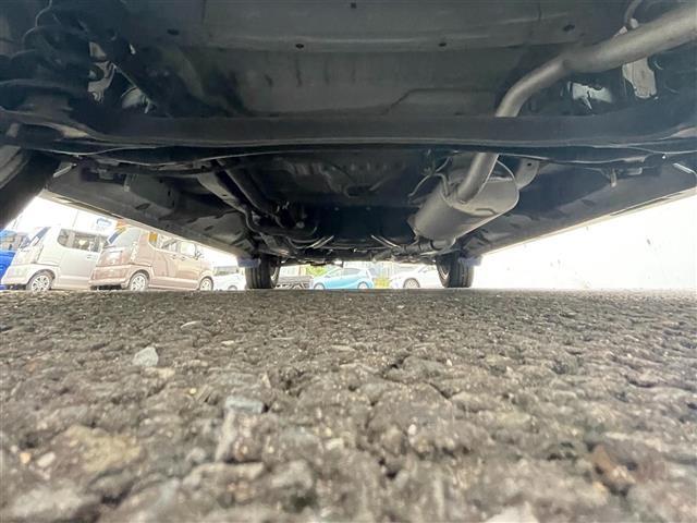 Ｎ－ＢＯＸカスタム ２トーンカラースタイル　Ｇ・ターボＬパッケージ（31枚目）