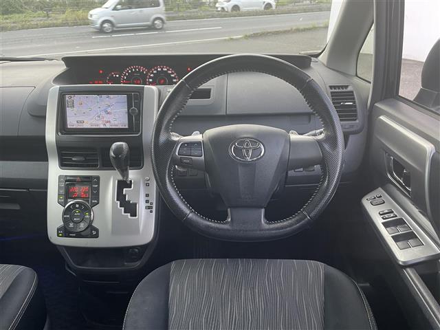 ヴォクシー ZS 煌II(2枚目)