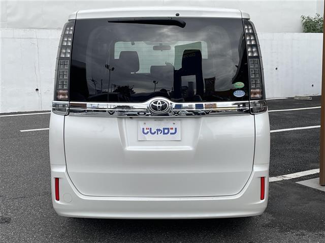 ヴォクシー X(11枚目)