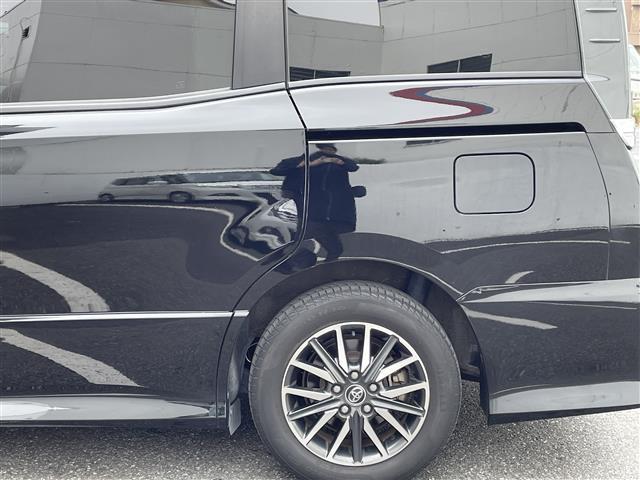 ヴォクシー ＺＳ（13枚目）