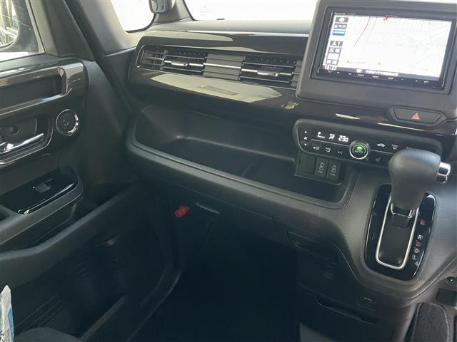 Ｎ－ＢＯＸカスタム Ｇ・Ｌホンダセンシング（22枚目）