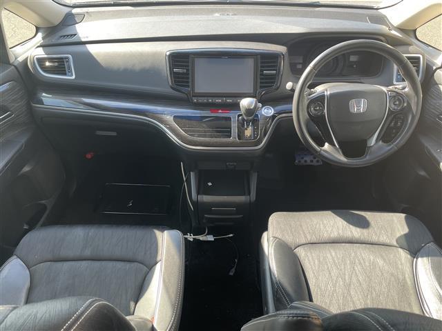 オデッセイ アブソルート（2枚目）