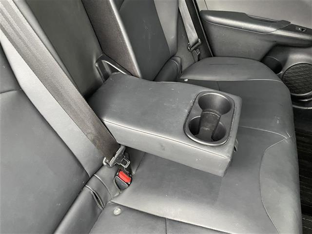 プリウス Ｓツーリングセレクション　社外ＳＤナビ／Ｂｌｕｅｔｏｏｔｈ／プリクラッシュセーフティ／クルーズコントロール／レーンキープアシスト／シートヒーター／バックカメラ／ＥＴＣ／スマートキー／プッシュスタート（34枚目）