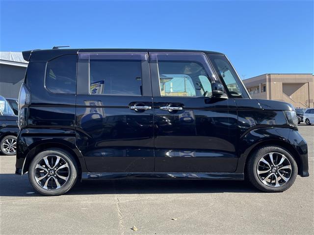 Ｎ－ＢＯＸ Ｇ・Ｌホンダセンシング　パワースライドドア　ＳＤナビ　ワンセグ　バックカメラ　ＥＴＣ　ブレーキアシスト　レーンキープアシスト　ＬＥＤヘッドライト（5枚目）