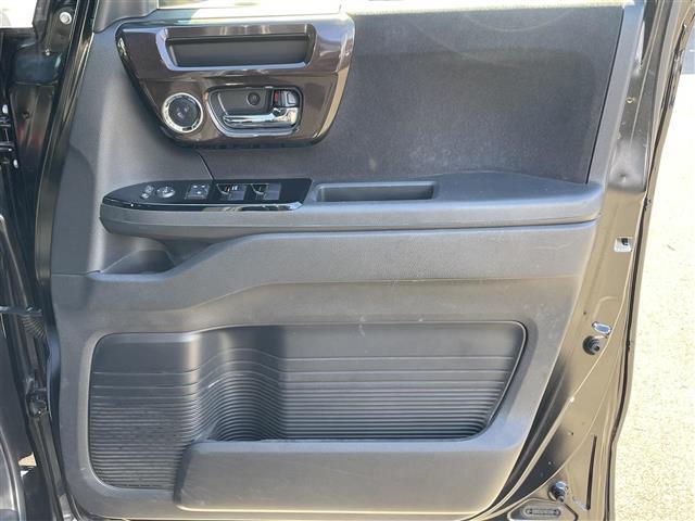 Ｎ－ＢＯＸ Ｇ・Ｌホンダセンシング　パワースライドドア　ＳＤナビ　ワンセグ　バックカメラ　ＥＴＣ　ブレーキアシスト　レーンキープアシスト　ＬＥＤヘッドライト（25枚目）