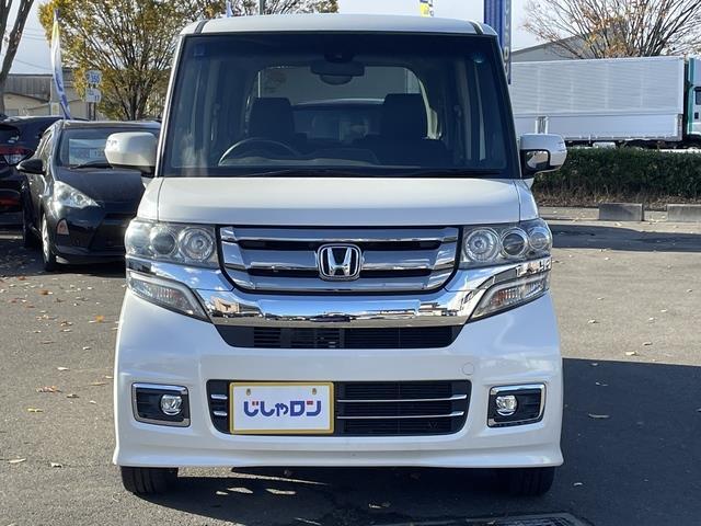 Ｎ－ＢＯＸカスタム Ｇ・ターボＬパッケージ　ＳＤナビ／Ｂｌｕｅｔｏｏｔｈ／両側パワースライドドア／バックカメラ／ハーフレザーシート／プッシュスタート／ＭＴモード付ＡＴ／スマートキー／（2枚目）