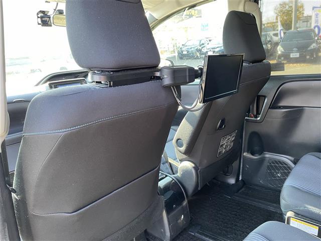 ヴォクシー ＺＳ　煌　両側パワースライドドア　メモリナビ　後席モニター　フルセグ　Ｂｌｕｅｔｏｏｔｈ　バックカメラ　ＣＤ／ＤＶＤ　ビルトインＥＴＣ　前後ドラレコ　ＡＳＳＵＲＡレーダー　ＬＥＤヘッドライト（27枚目）