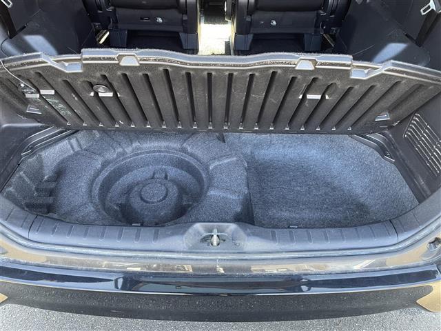 ヴォクシー ＺＳ　煌　両側パワースライドドア　メモリナビ　後席モニター　フルセグ　Ｂｌｕｅｔｏｏｔｈ　バックカメラ　ＣＤ／ＤＶＤ　ビルトインＥＴＣ　前後ドラレコ　ＡＳＳＵＲＡレーダー　ＬＥＤヘッドライト（33枚目）