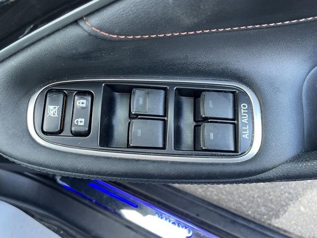 クラウンハイブリッド アスリートS 純正ナビ/Bluetooth/アラウンドビューモニター/パワーシート/シートヒーター/ステアリングヒーター/ETC/インテリジェントクリアランスソナー(27枚目)