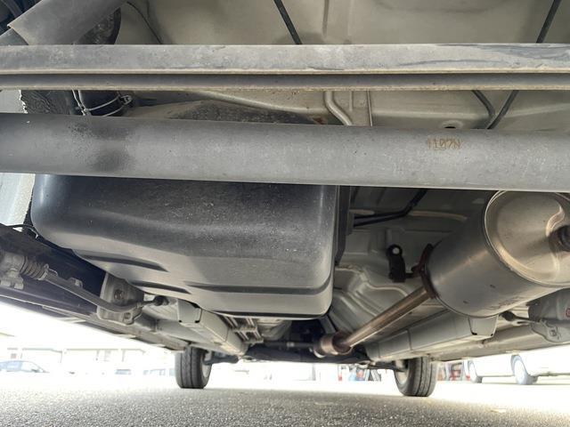 デイズ ハイウェイスター　Ｊ　純正オーディオ　キーレス　オートエアコン　ＨＩＤヘッドライト　ＡＢＳ　純正マット（10枚目）