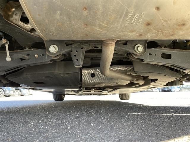 プリウス Ｓ　純正ＳＤナビ／Ｂｕｌｅｔｏｏｔｈ／バックカメラ／フルセグ／プッシュスタート／スマートキー／ＥＴＣ／ＬＥＤヘッドライト（7枚目）