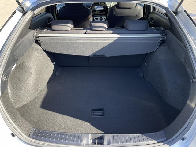 プリウス Ｓ　純正ＳＤナビ／Ｂｕｌｅｔｏｏｔｈ／バックカメラ／フルセグ／プッシュスタート／スマートキー／ＥＴＣ／ＬＥＤヘッドライト（38枚目）