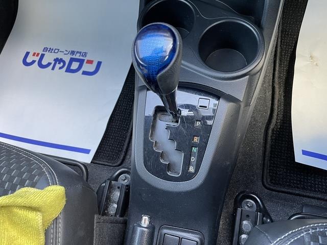 アクア Ｘ－ＵＲＢＡＮ　ＳＤナビ　フルセグ　Ｂｌｕｅｔｏｏｔｈ　バックカメラ　ＥＴＣ　オートライト（18枚目）