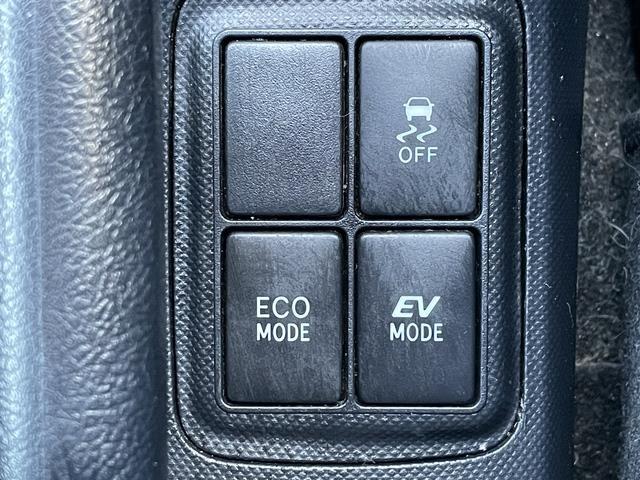 アクア Ｘ－ＵＲＢＡＮ　ＳＤナビ　フルセグ　Ｂｌｕｅｔｏｏｔｈ　バックカメラ　ＥＴＣ　オートライト（20枚目）