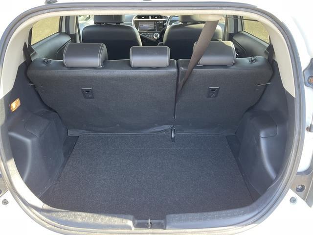 アクア Ｘ－ＵＲＢＡＮ　ＳＤナビ　フルセグ　Ｂｌｕｅｔｏｏｔｈ　バックカメラ　ＥＴＣ　オートライト（36枚目）