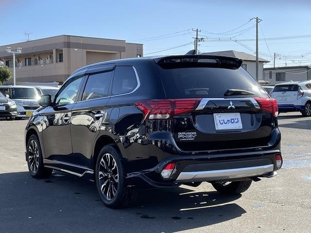 アウトランダーＰＨＥＶ Ｇナビパッケージ　純正ナビ／フルセグＴＶ／４ＷＤ／クルーズコントロール／マルチアラウンドモニター／ハーフレザー／衝突軽減システム／ＬＥＤ（40枚目）