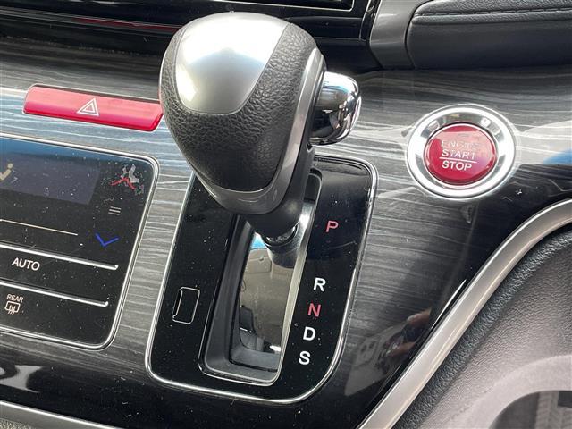 オデッセイ アブソルート　パワースライドドア　ＳＤナビ　フルセグ　Ｂｌｕｅｔｏｏｔｈ　バックカメラ　ＣＤ／ＤＶＤ　クルコン　ＥＴＣ　ＬＥＤヘッドライト（21枚目）