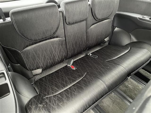 オデッセイ アブソルート　パワースライドドア　ＳＤナビ　フルセグ　Ｂｌｕｅｔｏｏｔｈ　バックカメラ　ＣＤ／ＤＶＤ　クルコン　ＥＴＣ　ＬＥＤヘッドライト（34枚目）