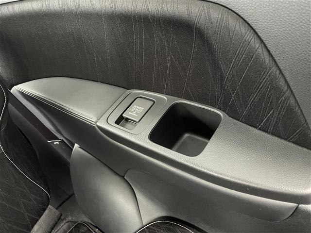 オデッセイ アブソルート　パワースライドドア　ＳＤナビ　フルセグ　Ｂｌｕｅｔｏｏｔｈ　バックカメラ　ＣＤ／ＤＶＤ　クルコン　ＥＴＣ　ＬＥＤヘッドライト（37枚目）