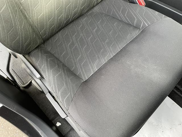 タンク カスタムＧ　Ｓ　両側パワースライドドア　ＳＤナビ　フルセグ　Ｂｌｕｅｔｏｏｔｈ　ＣＤ／ＤＶＤ　バックカメラ　クルコン　シートヒーター　ＬＥＤヘッドライト（30枚目）