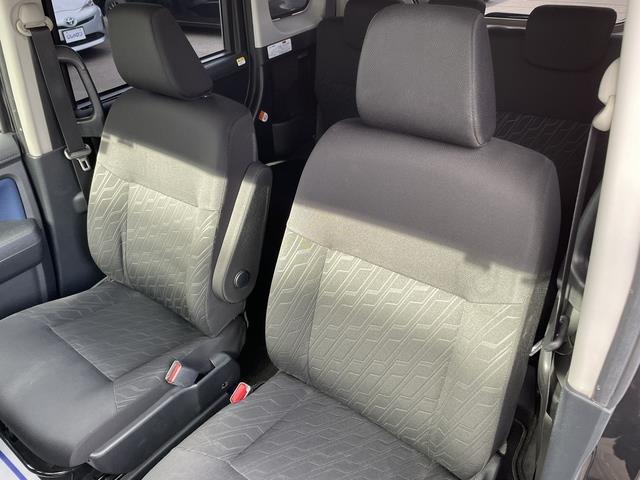 タンク カスタムＧ　Ｓ　両側パワースライドドア　ＳＤナビ　フルセグ　Ｂｌｕｅｔｏｏｔｈ　ＣＤ／ＤＶＤ　バックカメラ　クルコン　シートヒーター　ＬＥＤヘッドライト（31枚目）