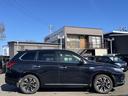 アウトランダーPHEV Gプレミアムパッケージ 純正ナビ/フルセグ/Bluetooth/レザーシート/シートヒーター/パワーバックドア/レーダークルーズ/パーキングアシスト/ETC/マルチアラウンドモニター 中古車画像_4