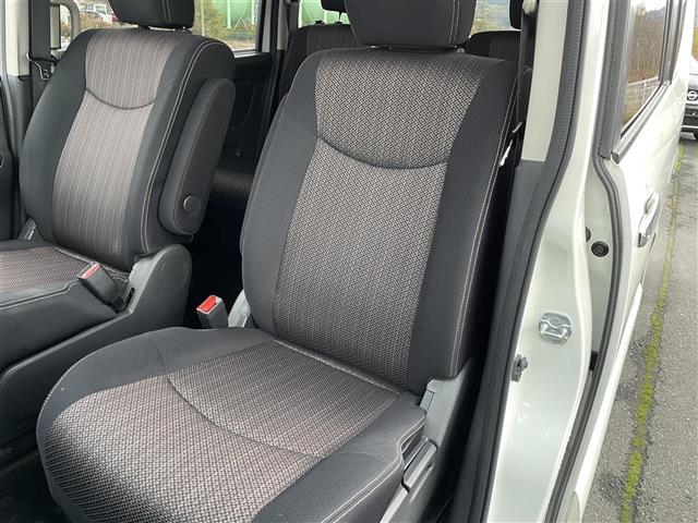 セレナ ハイウェイスター　Ｖセレクション＋セーフティ　Ａセフ　衝突軽減システム　両側パワースライドドア　アラウンドビューモニター　純正ナビ　ＣＤ／ＤＶＤ／フルセグ／Ｂｌｕｅｔｏｏｔｈ／ＳＤ　プッシュスタート　スマートキー　ＬＥＤヘッドライト　オートライト（20枚目）