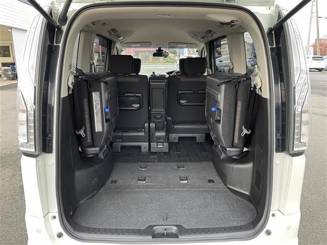 セレナ ハイウェイスター　Ｖセレクション＋セーフティ　Ａセフ　衝突軽減システム　両側パワースライドドア　アラウンドビューモニター　純正ナビ　ＣＤ／ＤＶＤ／フルセグ／Ｂｌｕｅｔｏｏｔｈ／ＳＤ　プッシュスタート　スマートキー　ＬＥＤヘッドライト　オートライト（24枚目）