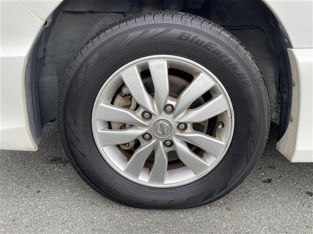 セレナ ハイウェイスター　Ｖセレクション＋セーフティ　Ａセフ　衝突軽減システム　両側パワースライドドア　アラウンドビューモニター　純正ナビ　ＣＤ／ＤＶＤ／フルセグ／Ｂｌｕｅｔｏｏｔｈ／ＳＤ　プッシュスタート　スマートキー　ＬＥＤヘッドライト　オートライト（33枚目）