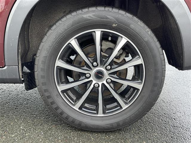 ヴェゼル ハイブリッドＸ　衝突軽減システム　社外ナビ　ＣＤ／ＤＶＤ／フルセグ／Ｂｌｕｅｔｏｏｔｈ　クルーズコントロール　プッシュスタート　スマートキー　ＬＥＤヘッドライト　フォグライト　オートライト　革巻きステアリング（31枚目）