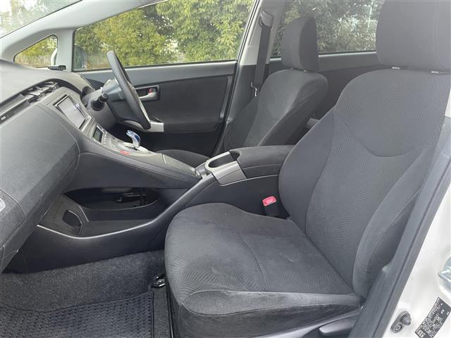 プリウス S 純正ナビ CD/DVD/フルセグ/Bluetooth/SD プッシュスタート スマートキー スペアキー HIDヘッドライト オートライト フォグライト ステアリングスイッチ バックカメラ(19枚目)