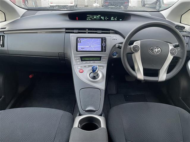 プリウス S 純正ナビ CD/DVD/フルセグ/Bluetooth/SD プッシュスタート スマートキー スペアキー HIDヘッドライト オートライト フォグライト ステアリングスイッチ バックカメラ(33枚目)