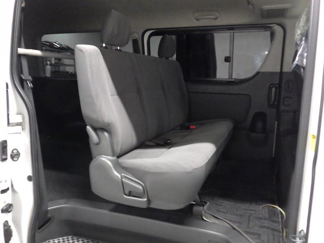 ハイエースバン ロングスーパーGL 社外エアロ 社外16インチAW ルーフスポイラーカバー ローダウン 社外SDナビ バックカメラ 両側スライドドア ETC 地デジ キーレス ドアバイザー(33枚目)