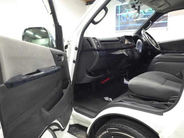 ハイエースバン ロングスーパーGL 社外エアロ 社外16インチAW ルーフスポイラーカバー ローダウン 社外SDナビ バックカメラ 両側スライドドア ETC 地デジ キーレス ドアバイザー(47枚目)