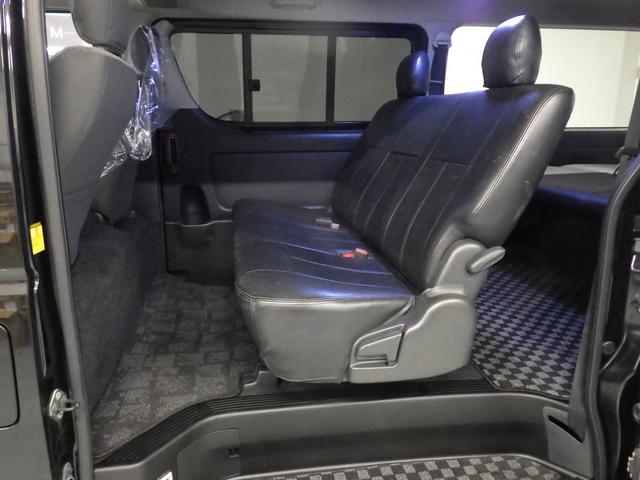 ハイエースバン ロングスーパーＧＬ　ワンオーナー　モデリスタエアロ　社外１５インチＡＷ　社外ＳＤナビ　バックカメラ　ＥＴＣ　ウッドコンビハンドル　ベッドキット　フェンダーカバー　ボンネットスポイラー　サイドエアロ　ローダウン（23枚目）