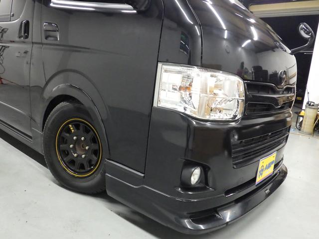 ハイエースバン ロングスーパーＧＬ　ワンオーナー　モデリスタエアロ　社外１５インチＡＷ　社外ＳＤナビ　バックカメラ　ＥＴＣ　ウッドコンビハンドル　ベッドキット　フェンダーカバー　ボンネットスポイラー　サイドエアロ　ローダウン（37枚目）