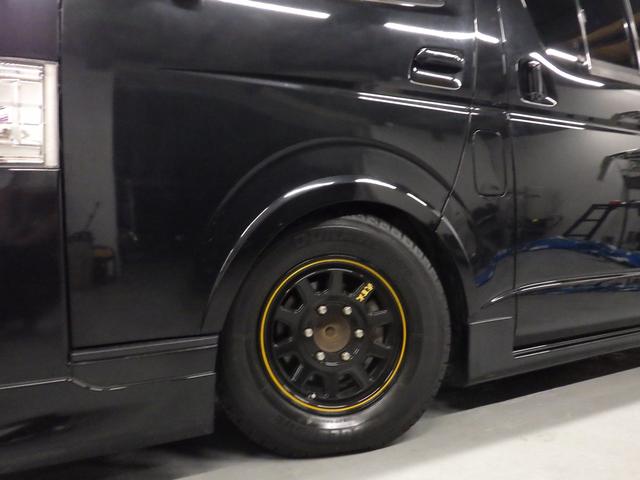 ハイエースバン ロングスーパーＧＬ　ワンオーナー　モデリスタエアロ　社外１５インチＡＷ　社外ＳＤナビ　バックカメラ　ＥＴＣ　ウッドコンビハンドル　ベッドキット　フェンダーカバー　ボンネットスポイラー　サイドエアロ　ローダウン（39枚目）