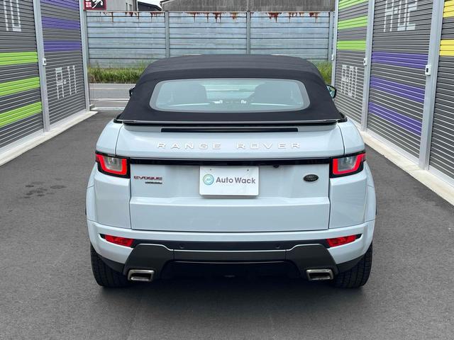 レンジローバーイヴォークコンバーチブル ＨＳＥダイナミック　オープンカー　ドライブレコーダー　全周囲カメラ　ナビ　オートクルーズコントロール　オートライト　ＡＴ　スマートキー　アイドリングストップ　電動格納ミラー　シートヒーター　アルミホイール　ＥＳＣ　ＵＳＢ（26枚目）