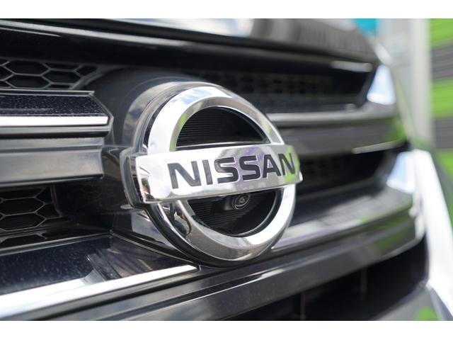 セレナ ハイウェイスター Vセレクション 衝突安全ボディ I-STOP VDC デュアルエアコン Aクルーズ LEDヘッドライト オートライト 3列シート キーレス ウォークスルー フルフラットシート パワーウインドウ エアバッグ ABS(16枚目)