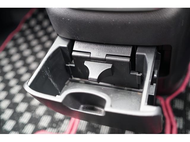 セレナ ハイウェイスター Vセレクション 衝突安全ボディ I-STOP VDC デュアルエアコン Aクルーズ LEDヘッドライト オートライト 3列シート キーレス ウォークスルー フルフラットシート パワーウインドウ エアバッグ ABS(50枚目)