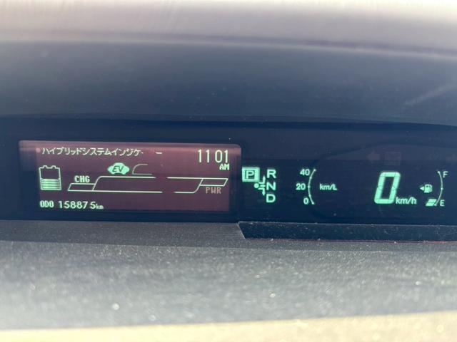 プリウス Ｓ　ナビ　テレビ　バックモニター　ブルートゥース　スマートキープッシュスタート　電動格納ミラー　ＥＴＣ　ステアリングリモコン　ウインカーミラー（26枚目）